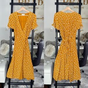 Privacy Please Gold Rebecca Floral Rosalie Midi Wrap Dress Women's Size Medium
